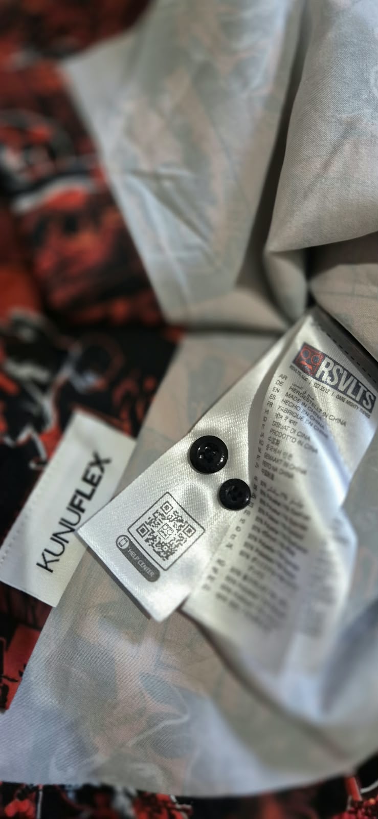 RSVLTS Marvel Daredevil The Devil of Hell's Kitchen – New York Comic Con Exclusive – KUNUFLEX Shirt (M)